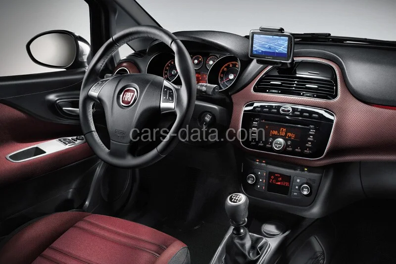 Fiat Punto Evo 1.4 Dynamic 2009 front view