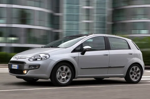 Fiat Punto Evo 1.4 Dynamic 2009 view 2