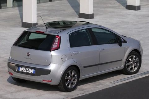 Fiat Punto Evo 1.4 Dynamic 2009 view 3