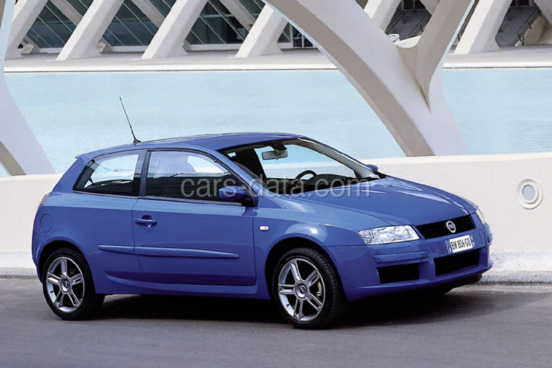 Fiat Stilo 1.6 16v Dynamic 2001 front view