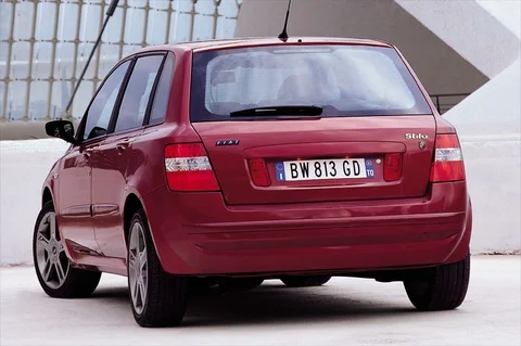 Fiat Stilo 1.4 16v Young 2005 view 8