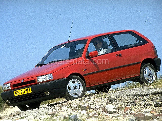 Fiat Tipo 1.8 i.e. GT 1993 front view