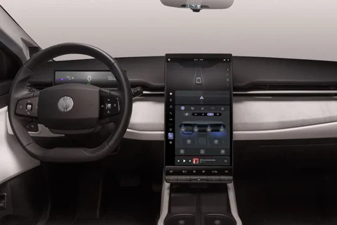 Fisker Ocean Extreme 2023 view 6