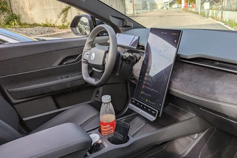 Fisker Ocean Extreme 2023 view 8