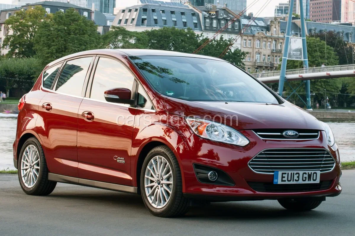 Ford C-MAX 2.0 Plug-in Hybrid Titanium Plus 2015 front view
