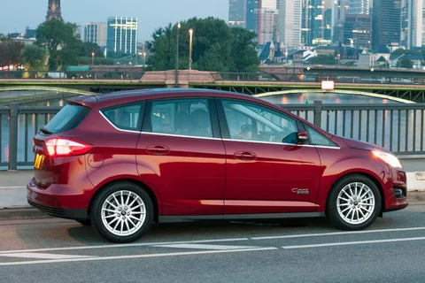 Ford C-MAX 2.0 Plug-in Hybrid Titanium Plus 2015 view 2