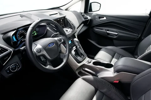 Ford C-MAX 2.0 Plug-in Hybrid Titanium Plus 2015 view 7