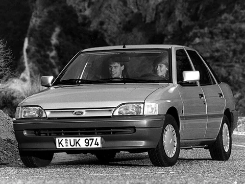 Ford Escort 1.6 CLX 1990 view 2