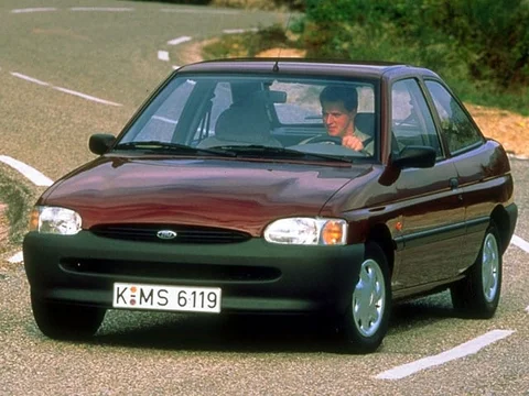 Ford Escort 1.8 D CL 1995 view 2