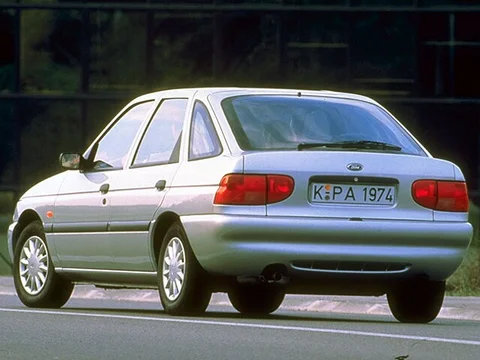 Ford Escort 1.8i CLX 1995 view 2
