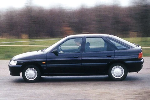Ford Escort 1.8i CLX 1995 view 3