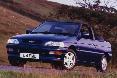 Ford Escort Cabrio 1.6i CLX 1993 view 3