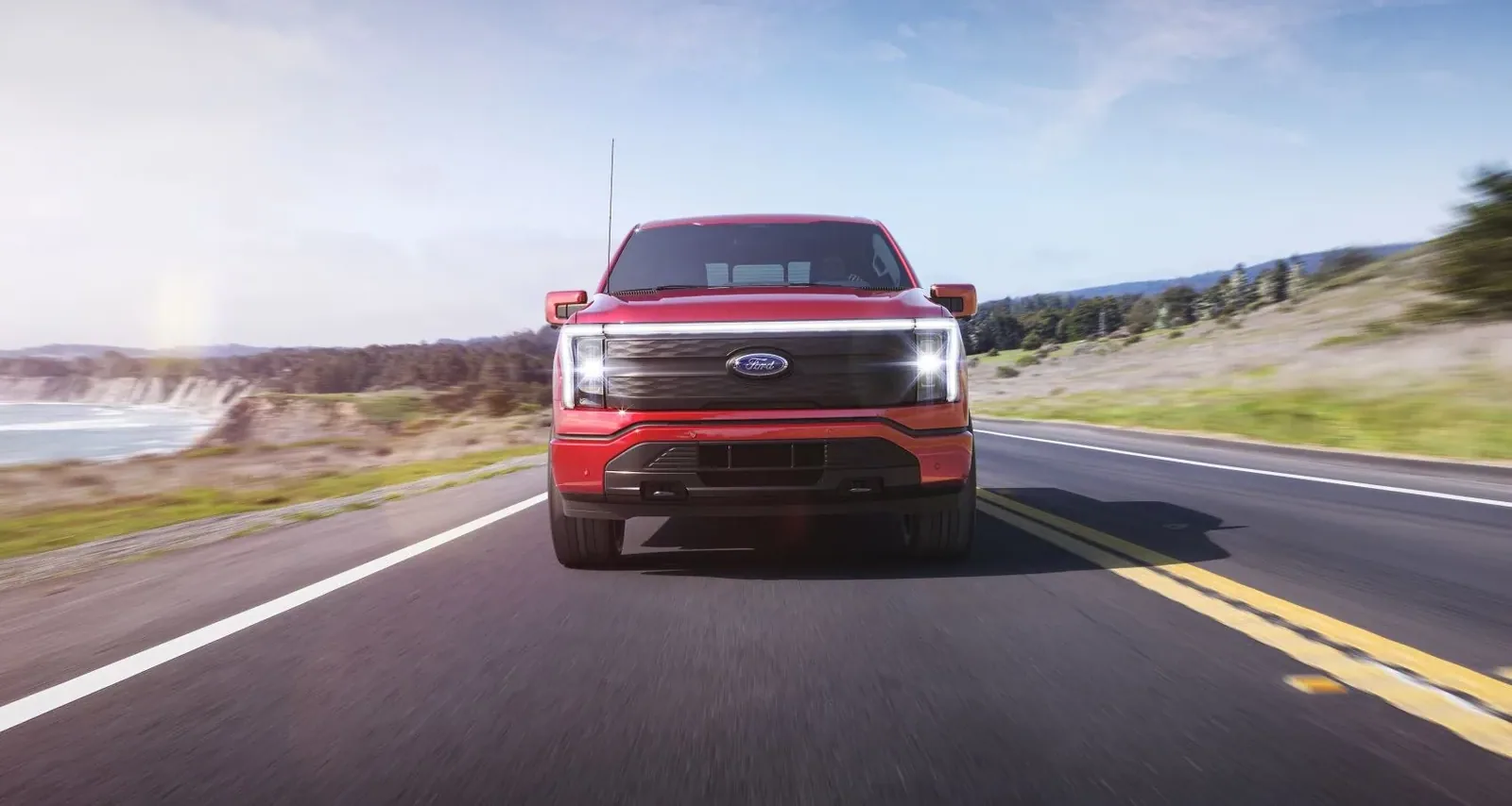 Ford F-150 Lightning 2023 — Exteriör 1