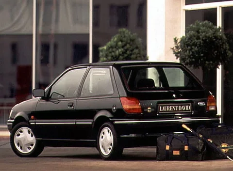 Ford Fiesta 1.1i Flash 1994 view 4