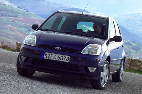 Ford Fiesta 1.3 Centennial 2003 view 4
