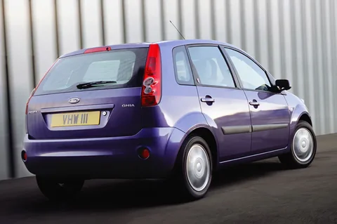 Ford Fiesta 1.3 2007 view 2