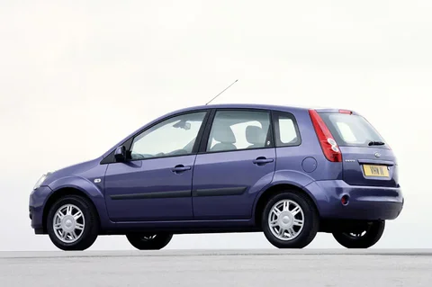 Ford Fiesta 1.3 2007 view 4