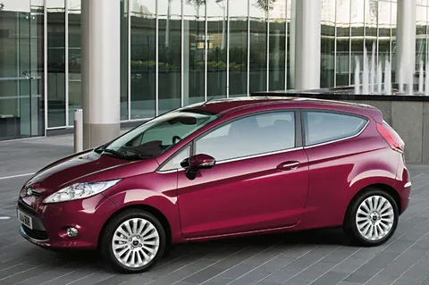 Ford Fiesta 1.6 Titanium 2008 view 9