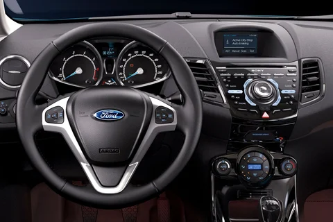 Ford Fiesta 1.0 65hp Style 2013 view 5