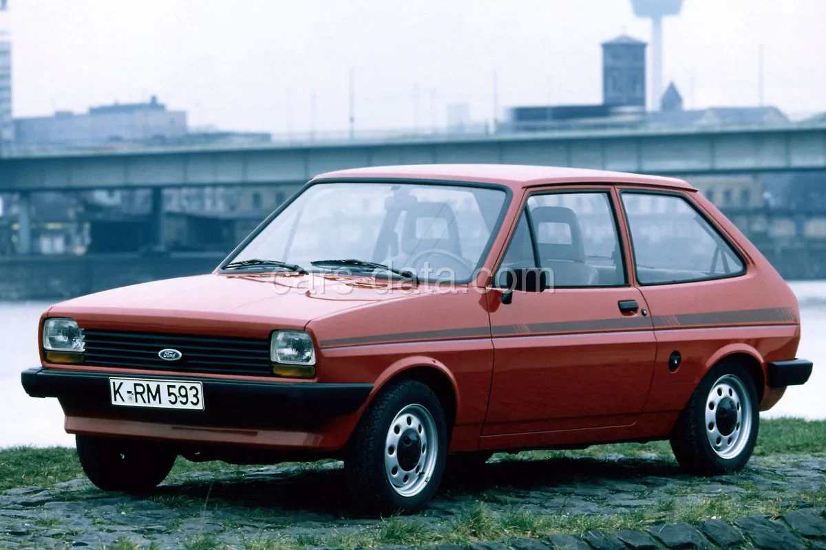 Ford Fiesta 1.3 S 1977 front view