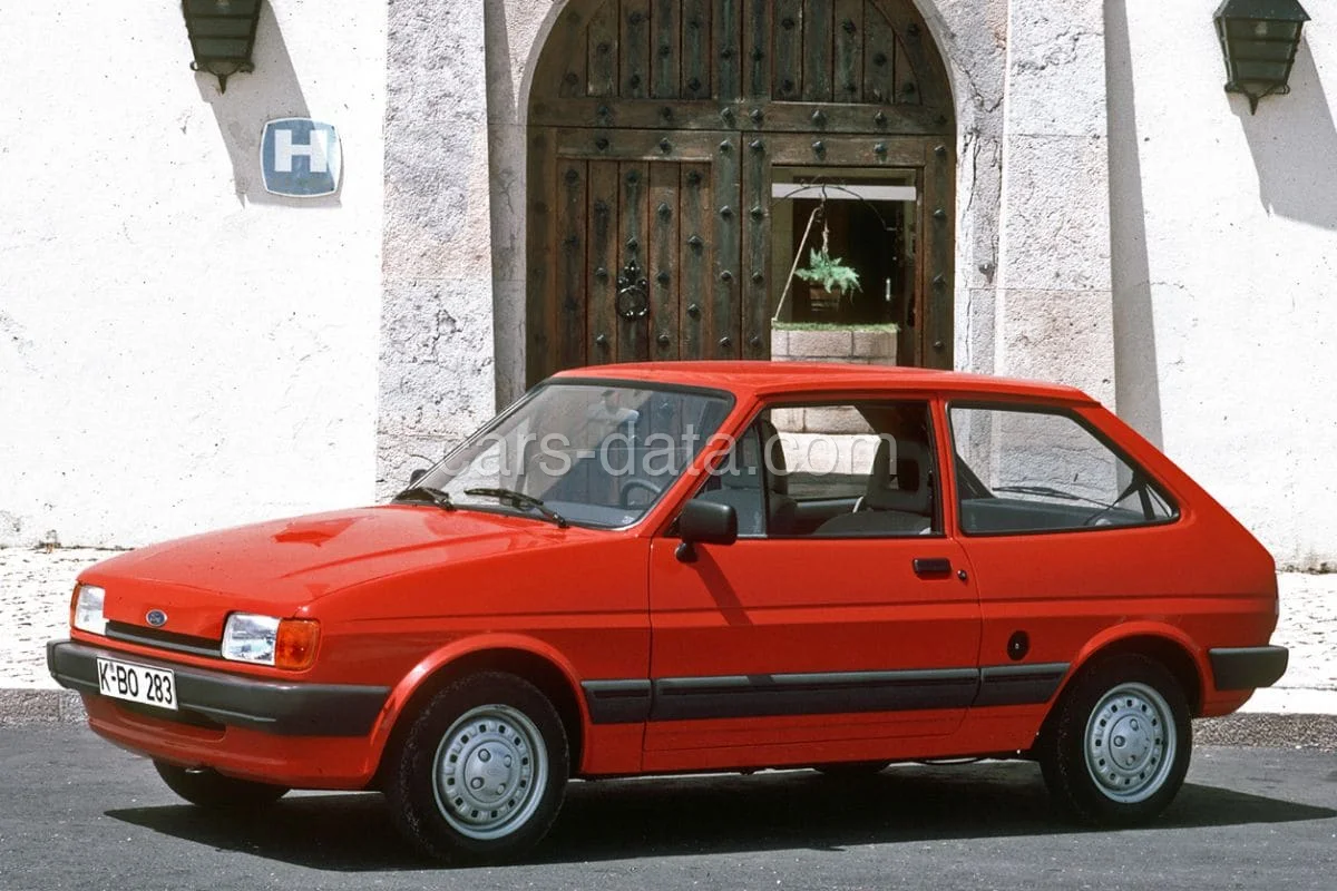 Ford Fiesta 1.1 S 1983 front view