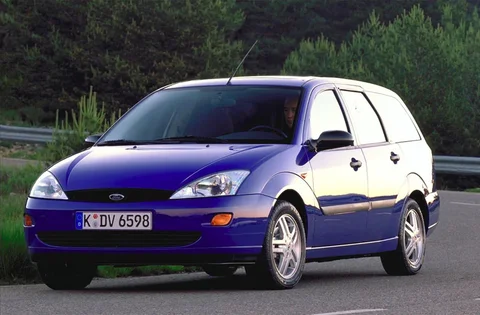 Ford Focus Wagon 2.0i 16V Trend 1999 view 4