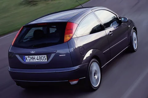 Ford Focus 1.4 16V Centennial 2003 view 2