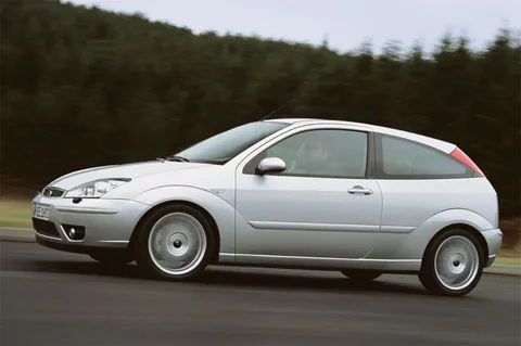 Ford Focus 1.4 16V Centennial 2003 view 3