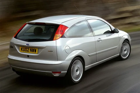 Ford Focus 1.4 16V Centennial 2003 view 4