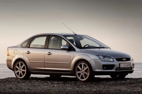 Ford Focus 1.4 16V Trend 2005 view 2