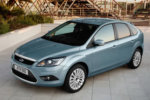 Ford Focus 1.8 16V Titanium 2009 view 3