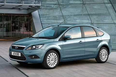 Ford Focus 1.8 16V Titanium 2009 view 4