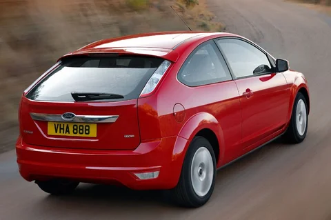 Ford Focus 2.0 16V LPG Titanium 2009 view 3