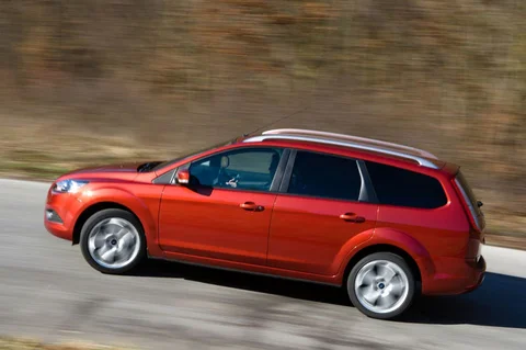Ford Focus Wagon 2.0 16V LPG Titanium 2009 view 11