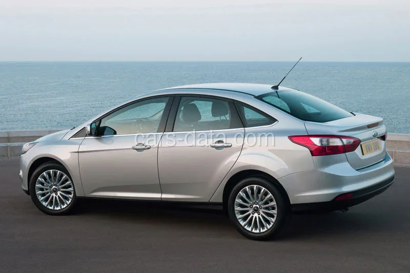 Ford Focus 2.0 TDCi 140hp Titanium 2011 front view
