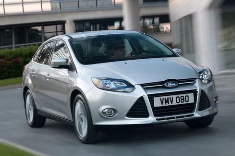 Ford Focus 2.0 TDCi 140hp Titanium 2011 view 5