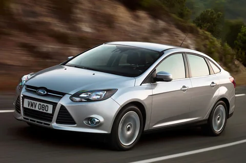 Ford Focus 2.0 TDCi 140hp Titanium 2011 view 6