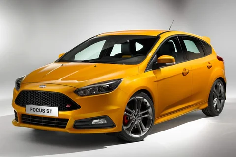 Ford Focus 2.0 TDCi ST-3 2015 view 11
