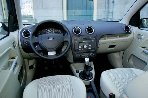 Ford Fusion 1.4 16V Style 2008 view 6