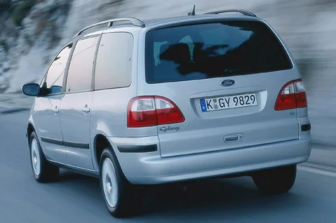 Ford Galaxy 2.3 16V Ambiente 2000 view 5