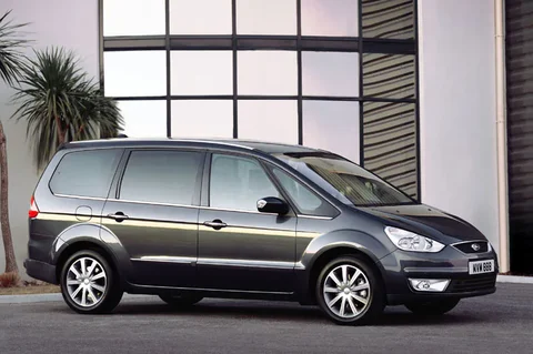 Ford Galaxy 2.3 16v Ghia 2007 view 6
