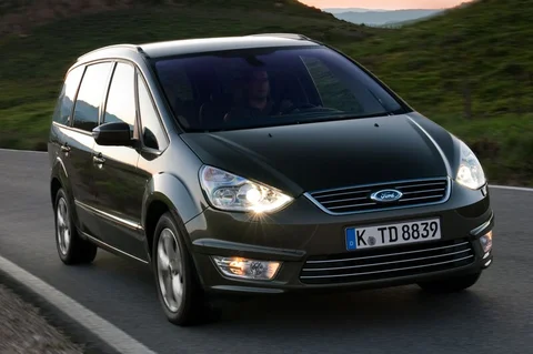 Ford Galaxy 2.0 16v Trend 2010 view 7