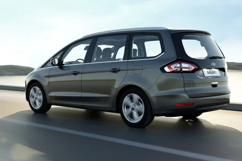 Ford Galaxy 2.0 EcoBoost Titanium 2015 view 2
