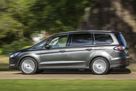 Ford Galaxy 2.0 EcoBoost Titanium 2015 view 9