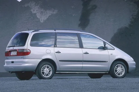 Ford Galaxy 2.3i 16V 1997 view 5