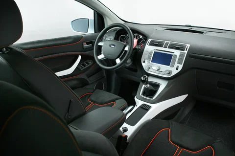 Ford Kuga 2.5 Turbo AWD Titanium 2008 view 6