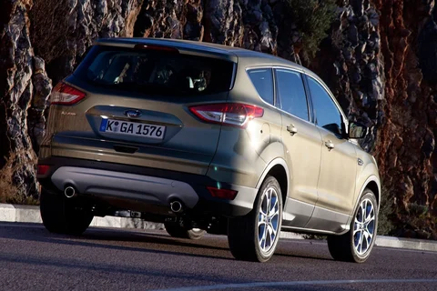 Ford Kuga 1.5 EcoBoost 182hp 4WD Titanium 2014 view 2
