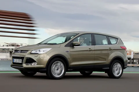 Ford Kuga 1.5 EcoBoost 182hp 4WD Titanium 2014 view 4