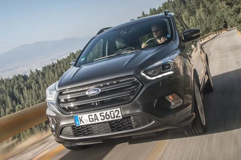 Ford Kuga 2.0 TDCi 2WD Titanium 2017 view 8