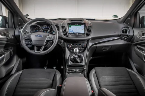Ford Kuga 2.0 TDCi 2WD Titanium 2017 view 11